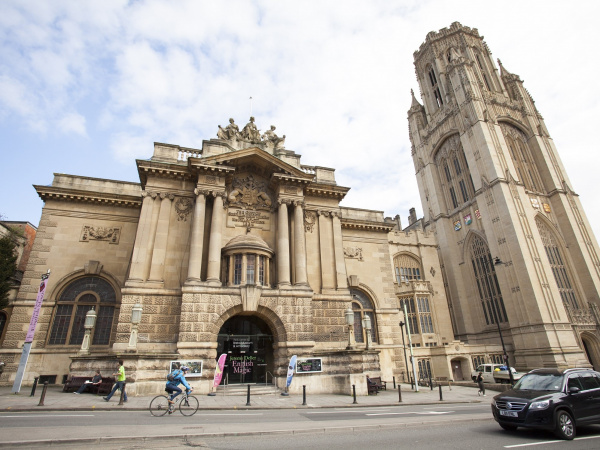 bristol museum art gallery chris bahn small